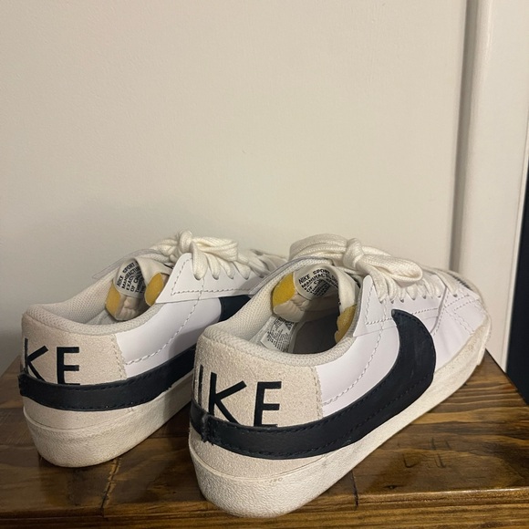 Nike Men’s Blazer Jumbo Low Sneaker main image 2